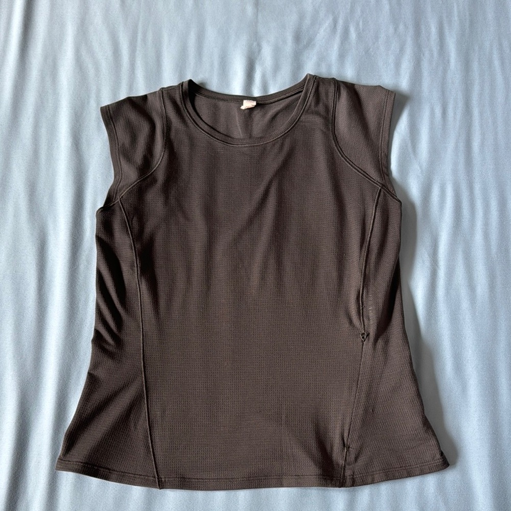 Lululemon Athletica Grey Fitted Sleeveless Muscle Tee